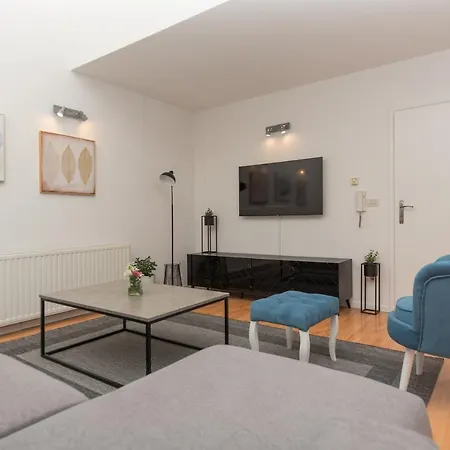 Apartment Mg *