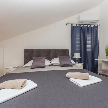 Mg Апартаменты Макарска